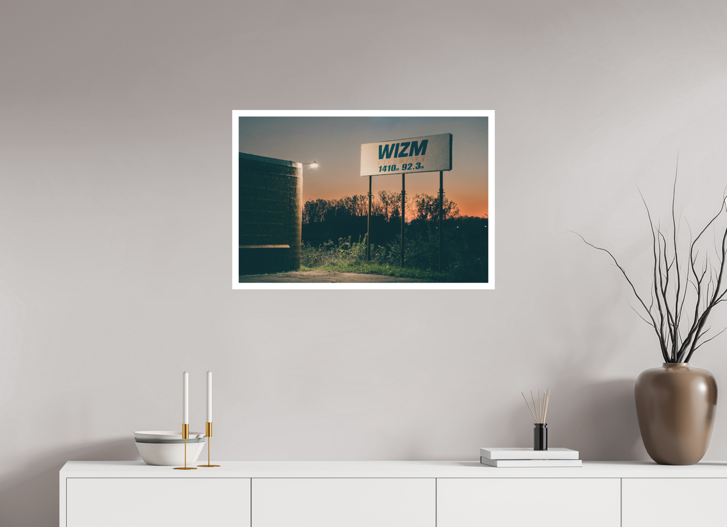 30 x 20″, .08 motif matte Print Radio Station